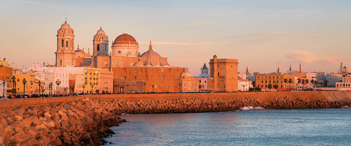 Sunset over the seafront in Cádiz, Spain